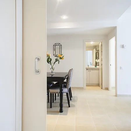 Lägenhetshotell Splendom Pau Claris 4*