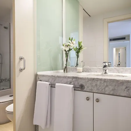 Splendom Pau Claris Apartahotel Barcelona