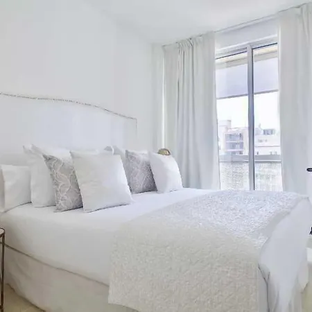 Splendom Pau Claris Apartahotel Barcelona