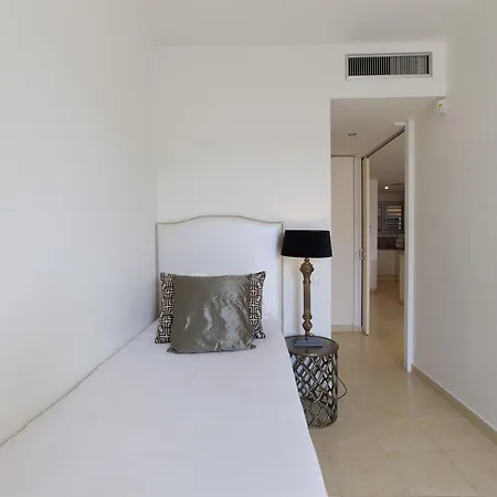 Aparthotel Splendom Pau Claris